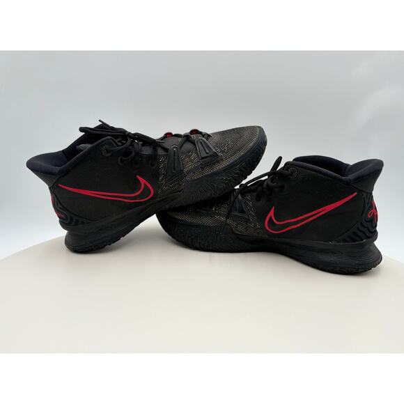 Nike Kyrie 7 “Black & University Red” (CQ9326-001) – Authenticated Pre-Owned main image 8